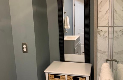 New Bethlehem Apartment | Trail-side Hotel Motel BBC BnB