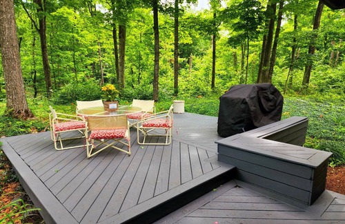 Birchwood Farms House | Trails End Cedar Lodge: Beautiful three bedroom home in Birchwood Farms