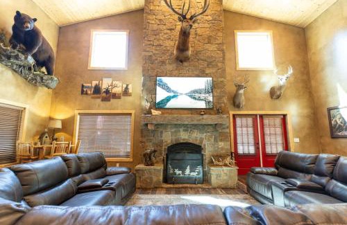 Island Park House | Trails End Lodge- Bills Island