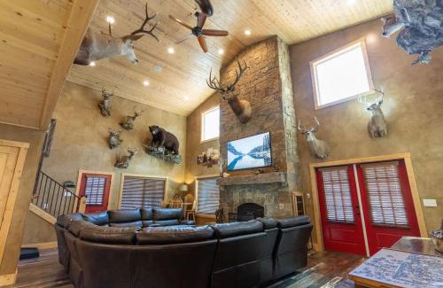 Island Park House | Trails End Lodge- Bills Island
