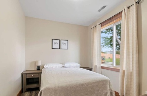 Houghton Cabin | Trailside Lakeside cabin #4