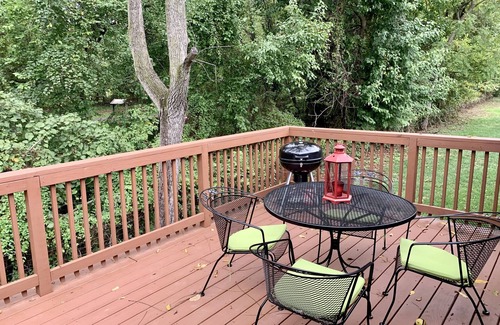 Hamilton House | Trailside Retreat in breathtaking Western Loudoun