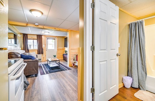 Pittsburg Apartment | Trailside Studio 1 Mi to Lake Francis Activities!