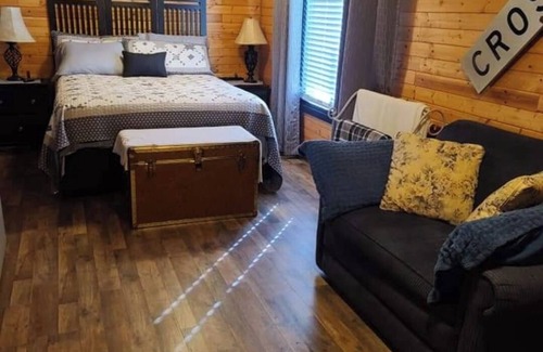 Flatwoods House | Train Caboose imposter unique experience. 2 bedroom, 2 1/2 bath.