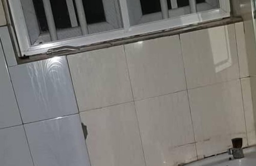 Nnewi House | Train Station Bar & Lounge with Lodging