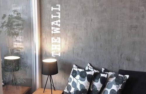 Vardaris Apartment | train station & nightlife close apartment with view