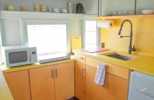 Grand Coteau House | Train Wreck Inn: Stay in the Caboose