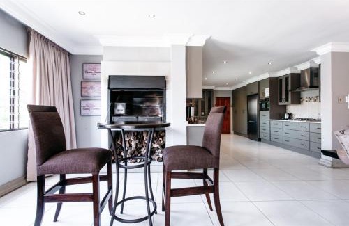 Newcastle House | Tramonto House