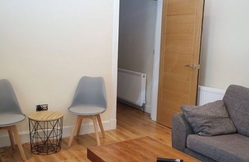 MacMerry House | Tranent Bridge House - 6 Bedroom Retreat
