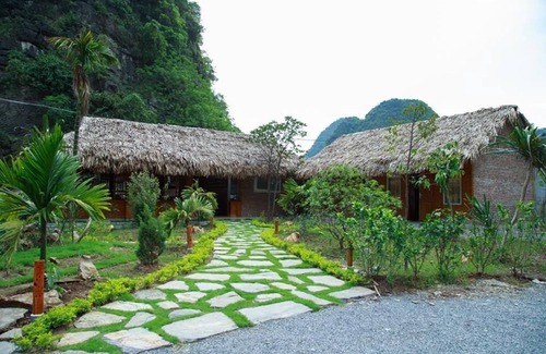 Hoa Lu House | Trang An Mountain House - Bungalow Deluxe with garden view - Ninh Binh
