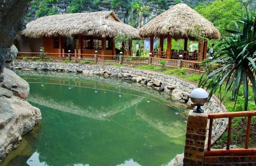 Hoa Lu House | Trang An Mountain House - Bungalow Deluxe with garden view - Ninh Binh