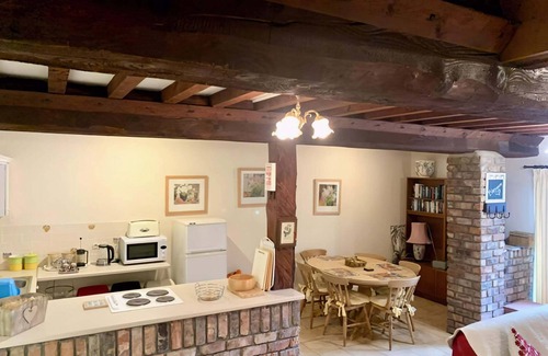 Sainte-Marguerite-d'Elle House | Tranquil Cottage in Normandy