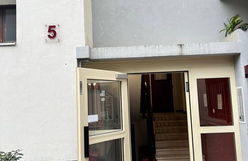Les Cevennes Apartment | Tranquil 1-bedroom apartment in Montpellier with WiFi