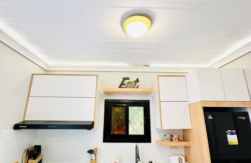 CSJDM House | Tranquil 2-bedroom house in San Jose Del Monte with WiFi, 3ACs, Netflix