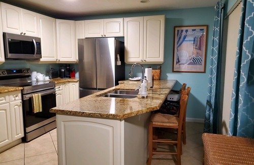 Ocean Woods House | Tranquil 2 Bd, 2BA Tropical Getaway just steps from the Beach on the Space Coast