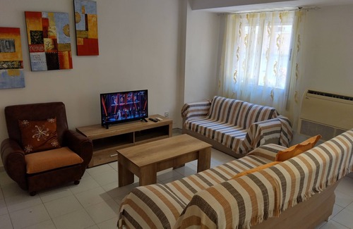 Gandia Apartment | Tranquil 2-bedroom apartment with AC in charming Gandia