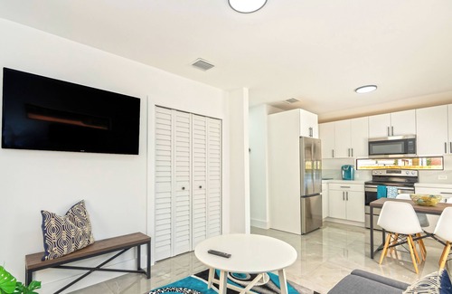Buena Vista Apartment | Tranquil 2-bedroom apartment in Miami with AC, WiFi