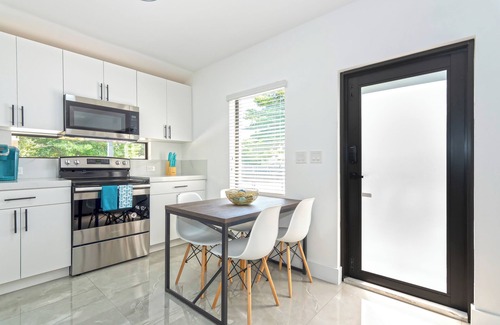 Buena Vista Apartment | Tranquil 2-bedroom apartment in Miami with AC, WiFi