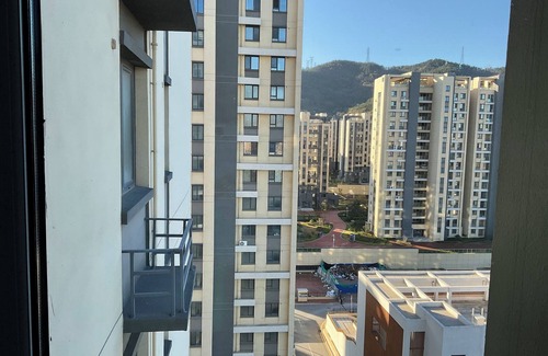 Laishan Apartment | Tranquil 2-bedroom apartment with WiFi in Yan Tai Shi