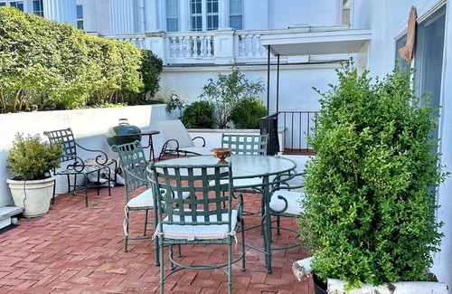 Bellevue Avenue Historic District Condo | Tranquil 2-bedroom condo with AC in Guilded Age Mansion in Newport