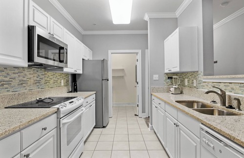 Foley Condo | Tranquil 2-bedroom condo in charming Foley close to beaches, Owa and Ballfields!