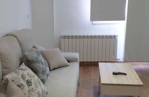 Aranda de Duero Apartment | Tranquil 3-bedroom apartment with WiFi in Aranda de Duero