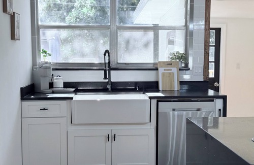 Sanford House | Tranquil 3-bedroom house in Sanford with AC, WiFi