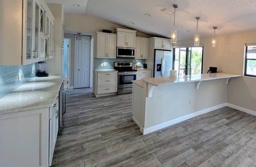 Port Charlotte House | Tranquil 4-bedroom house in Port Charlotte with pool