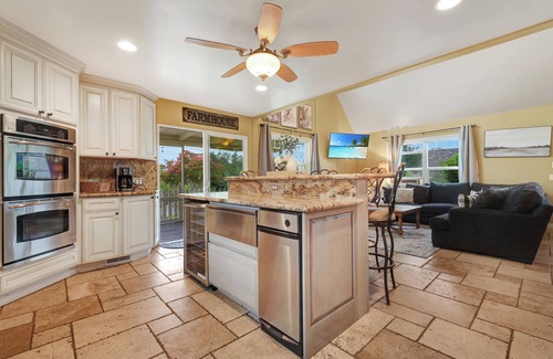 Valley Center Other | Tranquil 4-bedroom farmhouse on 2 acres in San Diego