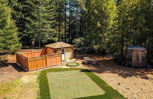 Gualala House | Tranquil 4 bedroom house with 8 person cedar hot tub in Gualala
