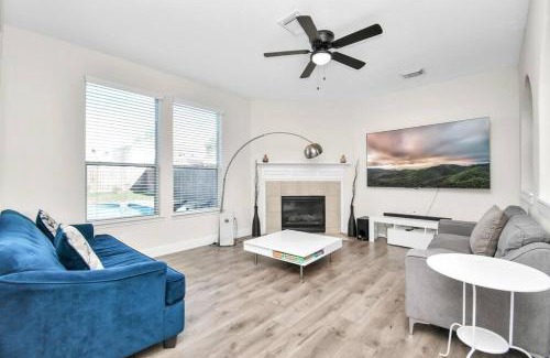 Cypress House | Tranquil 4-BR Oasis With Pool & Backyard Bliss!