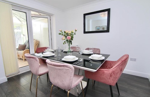 Weston on Trent House | Tranquil 4Bed Retreat - 3 Min to M6, 10 Min to Coventry City Centre
