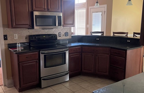 Rockfish House | Tranquil 5-bedroom 3 bath house with AC in Raeford