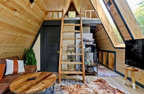 Highline Cabin | Tranquil A-Frame Cabin Retreat Nature's Serenity