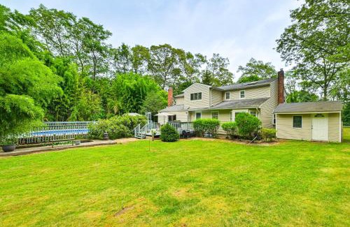Hauppauge House | Tranquil and Pet-Friendly Estate on Long Island!