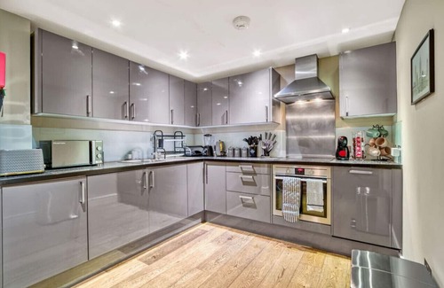 Waterloo Apartment | Tranquil Apartment Southwark