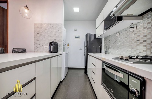 Los Naranjos Apartment | Tranquil Apt among Urban nature - Alto Tesoro 509