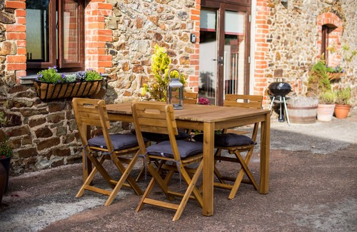 Broadwoodkelly House | Tranquil Barn Retreat Nr Winkleigh