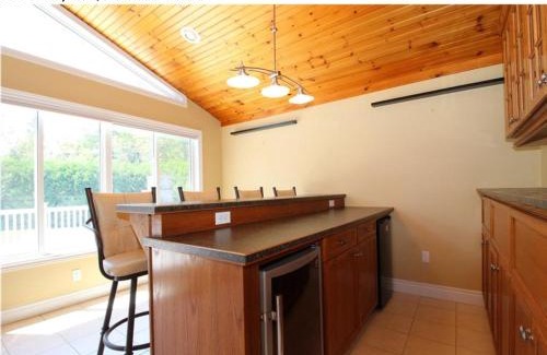 Port Franks House | Tranquil Bay Lodge, 3 min walk to sand beach