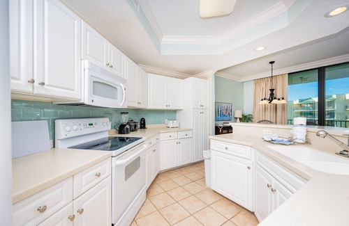 Orange Beach Condo | Tranquil Bay Views | POB 1427 | Waterside Retreat!
