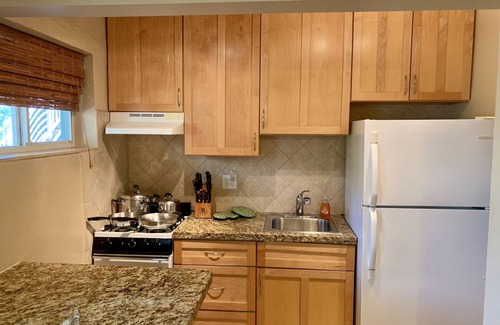 North Beach Apartment | Tranquil Beach living - 1 Bed/1 Bath, Art Inspired apartment, steps to Ocean