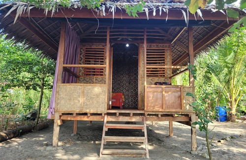 Santa Catalina House | Tranquil beachfront paradise with organic gardens - wifi and home gym