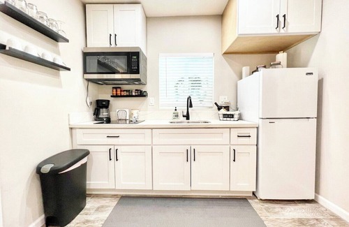 North Park Apartment | Tranquil & Bright - Normal Heights Delight