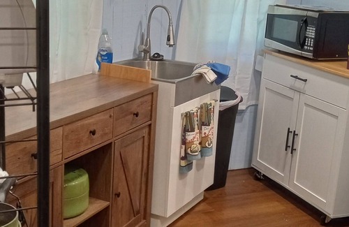 Cherokee Village Cabin | Tranquil cabin with AC and 2 creeks on secluded 5 acres with WiFi