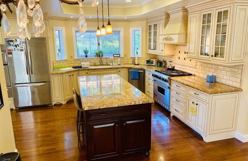 Cedar Ridge Villa | Tranquil & clean 5-acre getaway