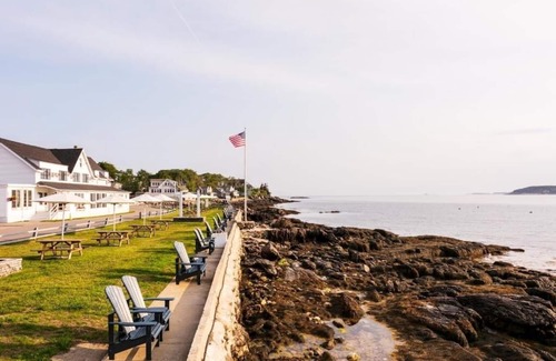 Ocean Point Hotel | Tranquil Coastal Room with Stunning Ocean Views and Private Beach Access