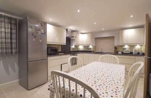 Langport House | Tranquil, converted barn annex, spectacular gardens