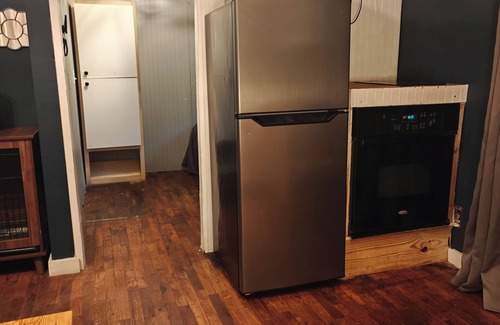 Canton Cottage | Tranquil Cottage 10 mins from Downtown Canton