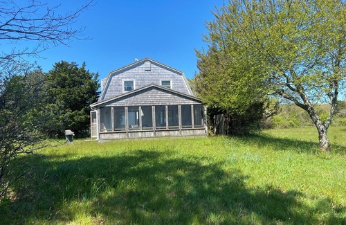 Edgartown Cottage | Tranquil cottage with WiFi on Cape Poge Bay