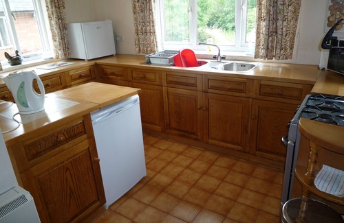 Tenbury Wells Cottage | Tranquil country cottage set in the heart of a traditional family farm.